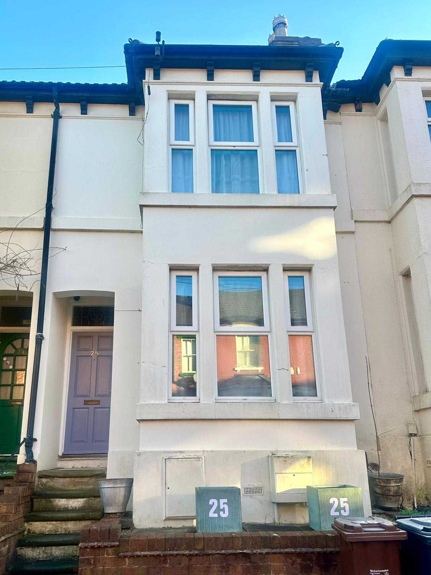 4 Bed Homely Retreat - Wolverhampton Esterno foto